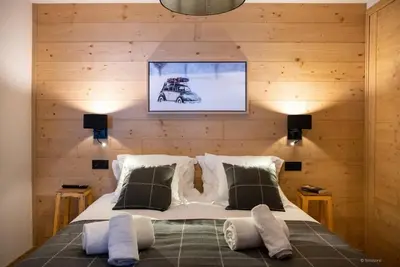 Image de Wifi, à 300m des pistes de ski, vue montagne, piscine, sauna, hammam, balcon, parking, casier à ski