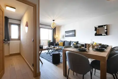 Image de Wifi, piscine, balcon, parking, casier à ski, 69m², Montalbert