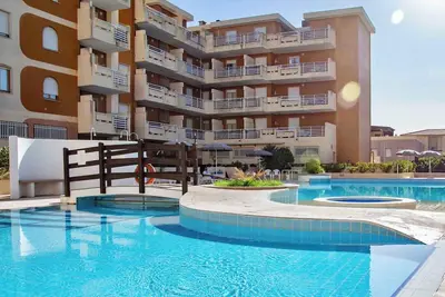 Image de Appartement de vacances avec Wlan et climatisation