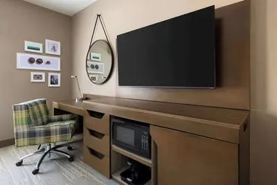 Image de Adventure Awaits! 14 miles to Yosemite Park South Entrance! Pool and Breakfast!