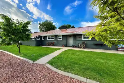 Image de Family Home in Kanab, Utah. Walking distance to downtown! Near Zion and Bryce! S