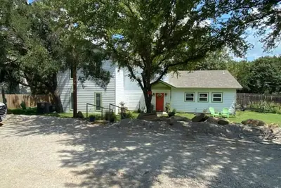 Image de Lake front property! On the lake. amazing views on Lake Brownwood