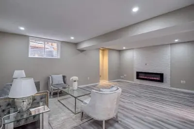 Image de Basement room of 4 br space near Western university & Fanshawe college