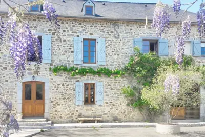 Image de Gîte 4 en Vallée D'ossau, Avec Piscine et Parc Arboré. Idéal Pour les Familles