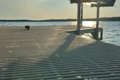 Image de Sparkey’s on Eagle Lake, in Battle Lake township
