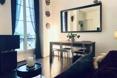Image de Appartement Chic et Élégant Proche Grand Boulevards & Grand Rex