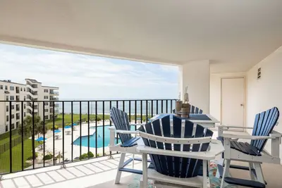 Image de Summer Winds A-411, Oceanfront Corner Unit, 4 Br, 2. 5 Ba
