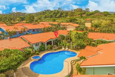 Image de Green Life: Beach Living Condo - 2 Bedroom 2 Bath