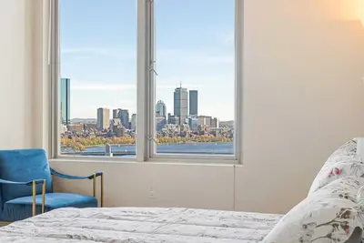 Tranquil 2 Br 2ba apartment with stunning views