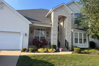 Image de Beautiful updated spacious home located on the beautiful Stonewater Golf club.