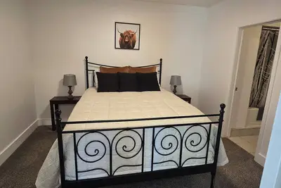 Image de Midtown Condos #1! Right on Main St! Just steps to Hot Pools!