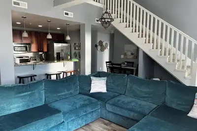 Image de Grand Haven Family Getaway: Stylish Condo, Walk to Beach & Downtown