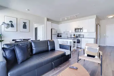 Image de Chic & Spacious Alexandria Stay