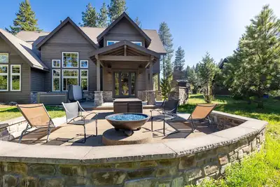 Image de Seahawk Lodge: Soak in Hot Tub on Fairway Green