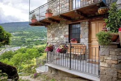 Image de Appartement \"La Casa Di Pasky\" avec vue sur la montagne, jardin partagé et Wi-Fi