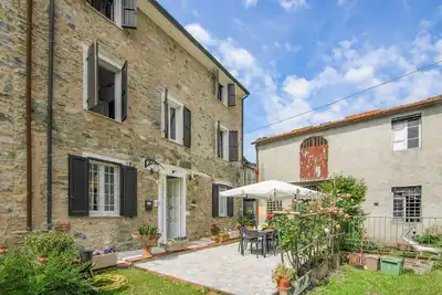 Image de Superbe maison à Valpromaro avec WiFi