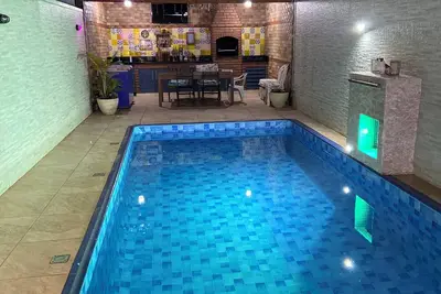 Image de Casa Exclusiva com Piscina e Espaço Gourmet