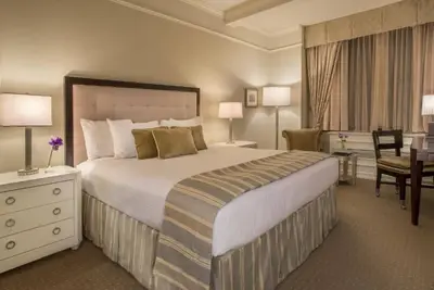 Image de Premier King Room Near Warwick Skate Park Nyc
