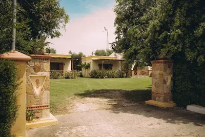 Image de Trikalioti's Lush Estate Apt Artemis, Palouki, Greece