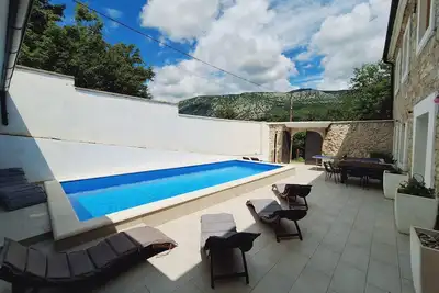Image de Villa Stone castle (V1621-K1) - Tribalj