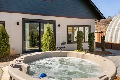 Image de Hot tub, Firepit, King Bed, Peaceful, Secluded, Pets