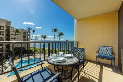 Image de Oceanfront Bliss at Sugar Beach #409 - Stunning Views and Modern Comforts!