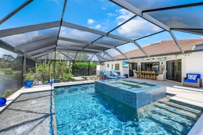 Image de Resort Like Amenities Close to Beach