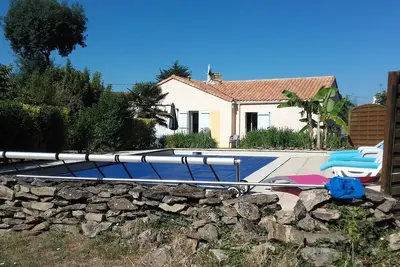 Image de Villa 160 m² 11 personnes Ensoleillée vue sur Espace Naturel Piscine 10x5 spa 6