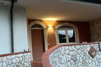Image de Spaziosa casa vicino al centro con giardino, forno a pizza, parcheggio privato