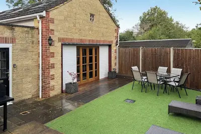 Image de 2 chambres à coucher à Carterton