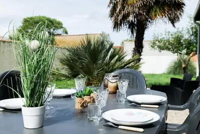 Image de Maison en bois à 2 kms de la plage de Brem Sur Mer - 6 pers