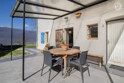 Image de La Maison Bleue - Serrieres En Chautagne