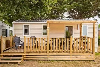 Image de Mobil-home â—Ź Aufgehobene Terrasse