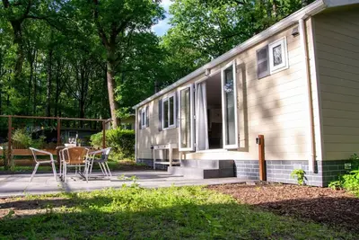 Image de Lovely chalet in Hoenderloo with sunny terrace.