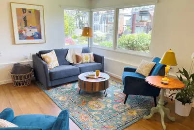 Image de Magnolia Garden Cottage - a tranquil retreat surrounded by gardens