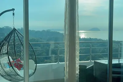 Image de Luxury Beachfront Condo in Playa Bonita close to City — New—