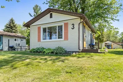 Image de Twin bed cottage with pickleball court