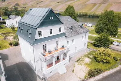 Image de Gut Försterlay - Boutique Apartments im Historischen Winzerhaus - Wohnung 4