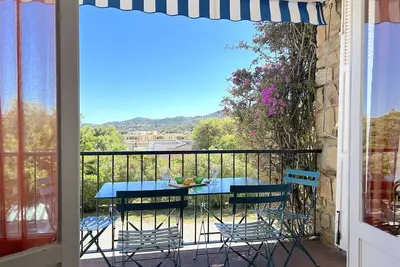 Image de Appartement calme, 500m plage, 4 couchages, parking inclus - Bormes Les Mimosas