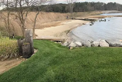 Image de Private beach. Amazing Chesapeake Bay views. Luxury Home near major attractions