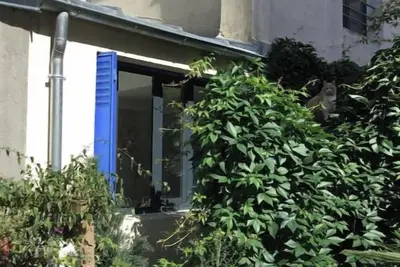 Image de Maison de charme et confortable à Paris
