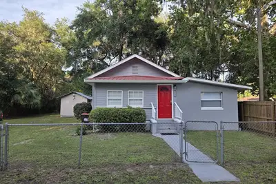 Image de Fully Equipped Cottage, Right Next to Lake Weir