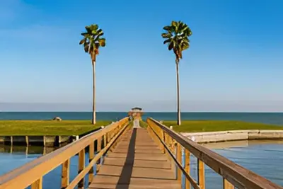 Image de Coastal Haven: Sleeps 7!
