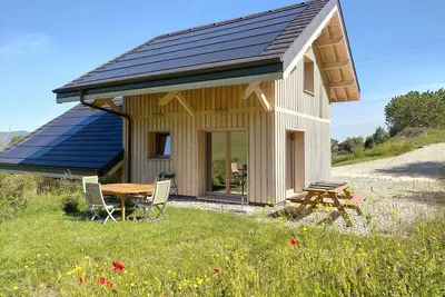 Image de Appartement \"Le Chalet De La Source\" avec vue sur les montagnes, terrasse privée et Wi-Fi