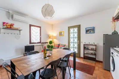 Image de Maison de vacances 'L'oustalet en Provence' avec terrasse privée, Wi-Fi et climatisation