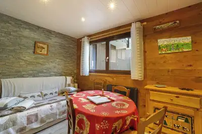 Image de Studio 'Les Airelles 32' avec vue sur la montagne et Wi-Fi