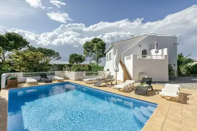 Image de Maison de vacances 'Amparo' avec vue sur la mer, piscine privée et Wi-Fi