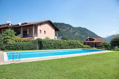 Image de Appartement \"Casa Del Sole\" avec vue sur les montagnes, piscine partagée et court de tennis