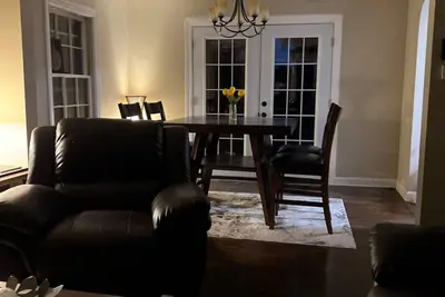 Image de Skokie 9 bed 4 bedrooms house