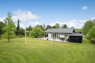 Image de \"Ginie\" - 600m from the sea by Interhome